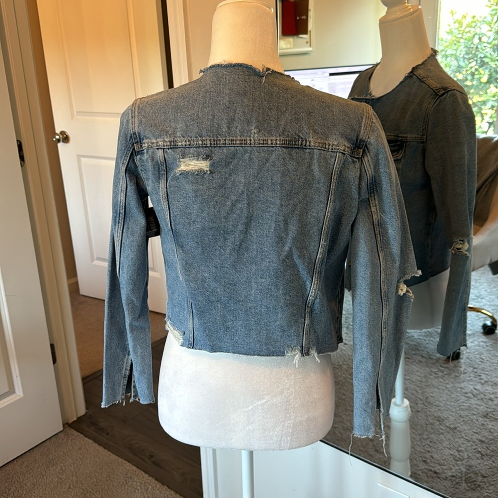 Distressed denim jacket - Picture 4 of 5